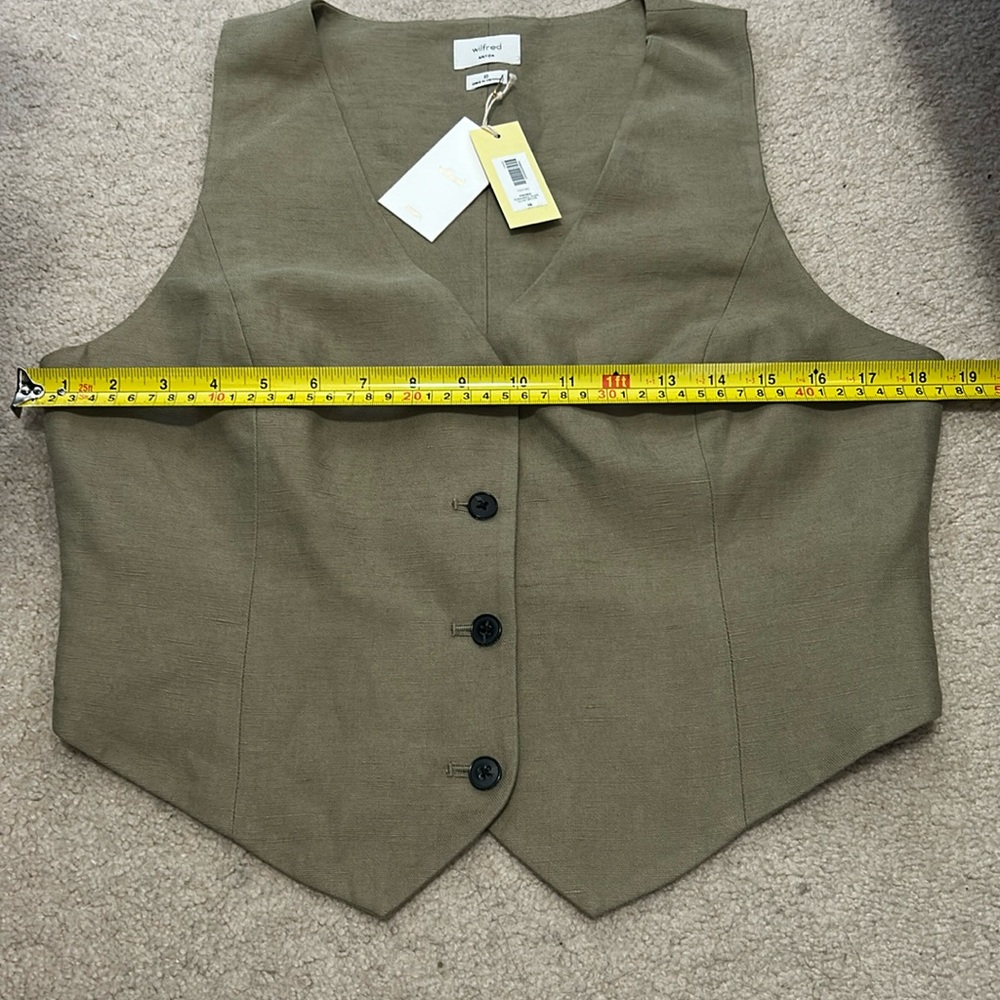 Wilfred Vest - Picture 7 of 10